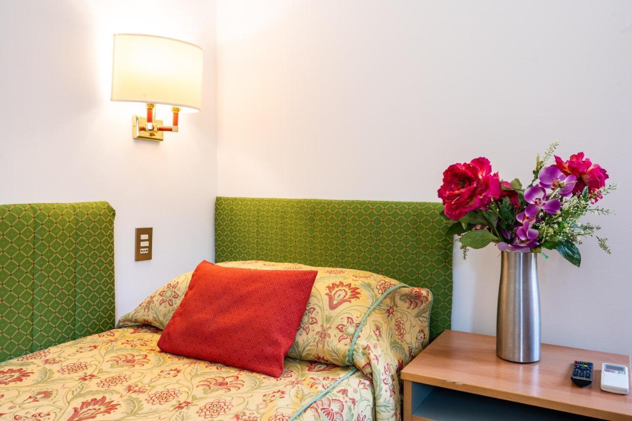 Camelia Rooms Venice Guesthouse Mestre Extérieur photo
