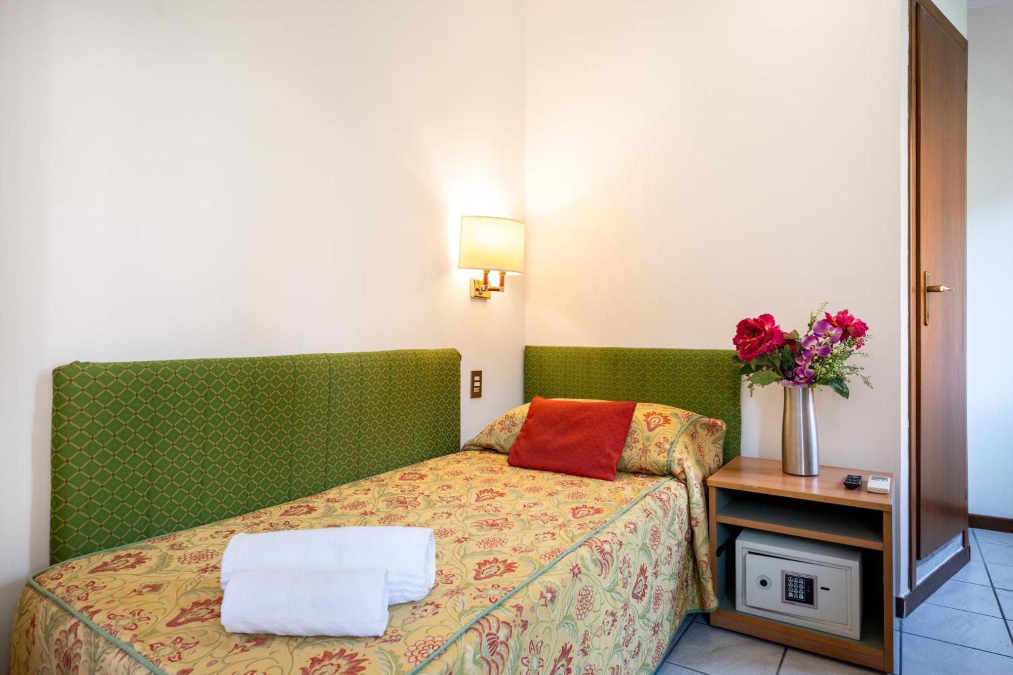Camelia Rooms Venice Guesthouse Mestre Extérieur photo